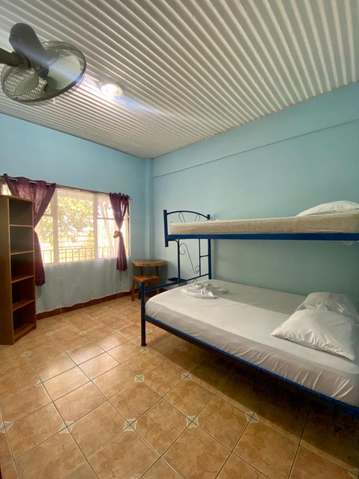 New Hostel Manuel Antonio, Meet New People Exteriér fotografie