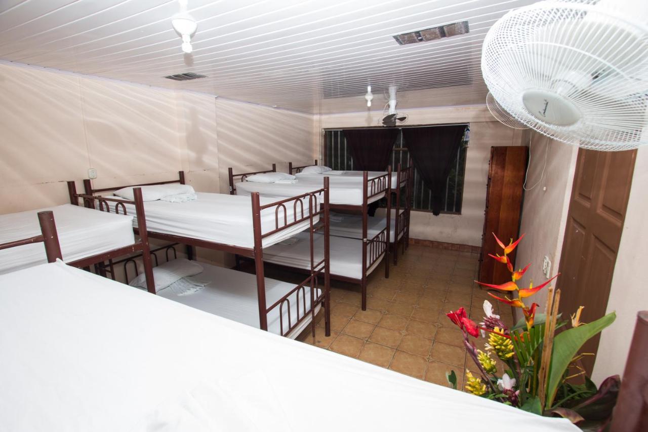 New Hostel Manuel Antonio, Meet New People Pokoj fotografie